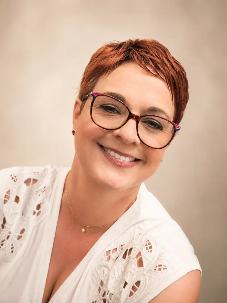 Sandrine, gérante d'une conciergerie locale dans le Loiret